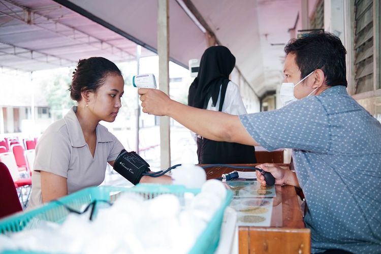 7.957 Mahasiswa Baru Unsoed Jalani Pemeriksaan Kesehatan Bebas NAPZA di Klinik Pratama Soedirman cover image
